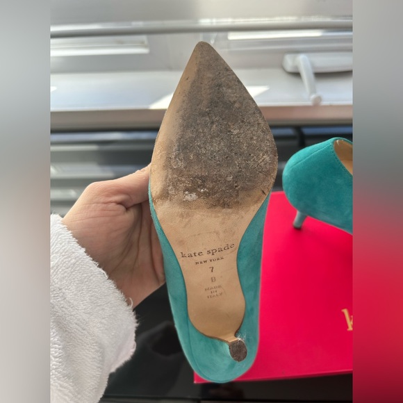 Kate Spade pump. - Picture 7 of 9